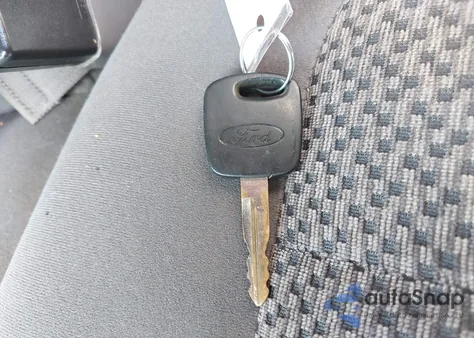 2003 Ford F-150 Lariat/Xlt from USA, damaged, VIN 1FTRW08L63KD28777